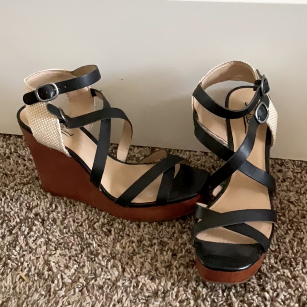 Lucky Brand Wedge Sandal